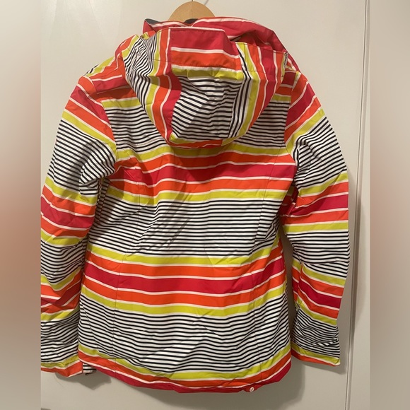 Women’s Ski/Snowboard Jacket - Picture 3 of 8